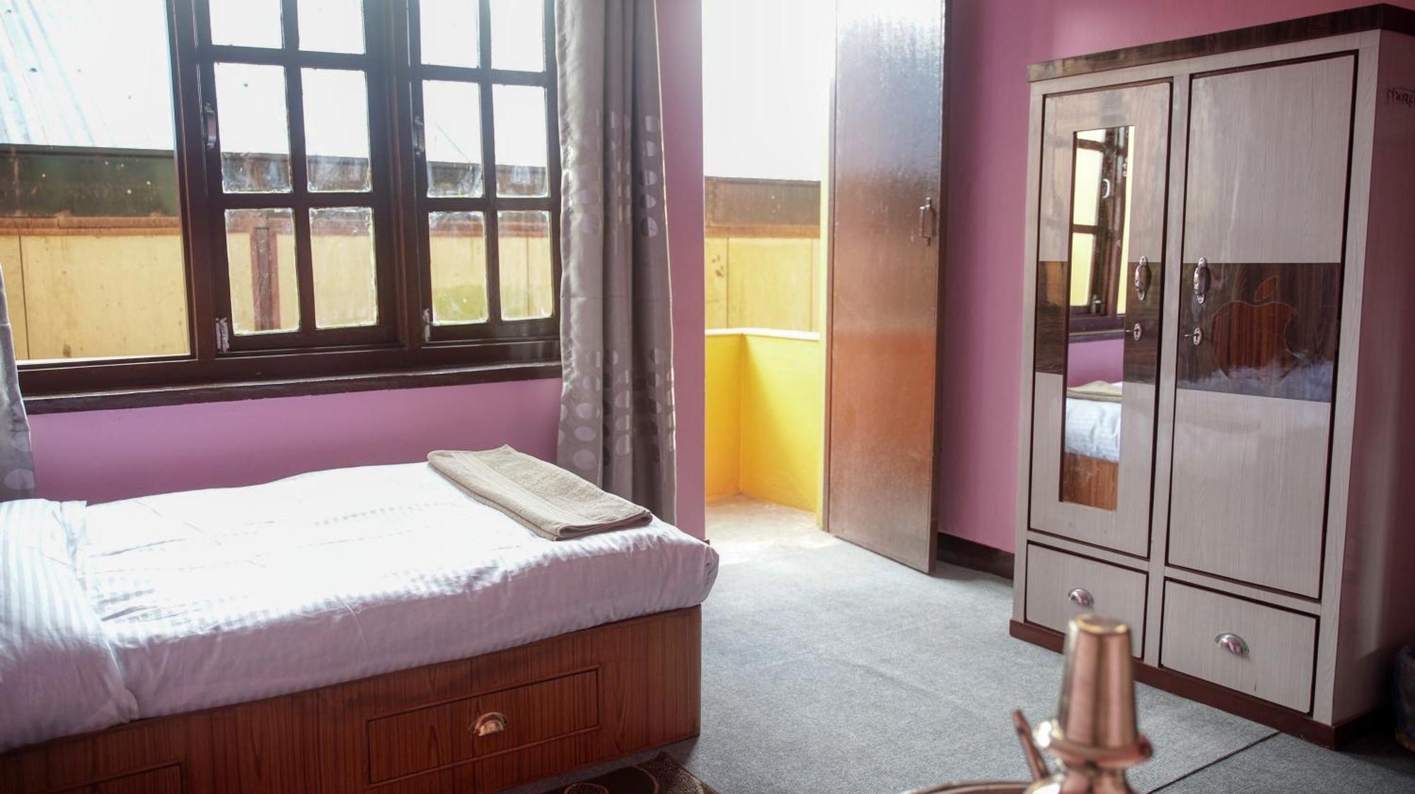 Yogstay Homestay In Katmandu Dış mekan fotoğraf