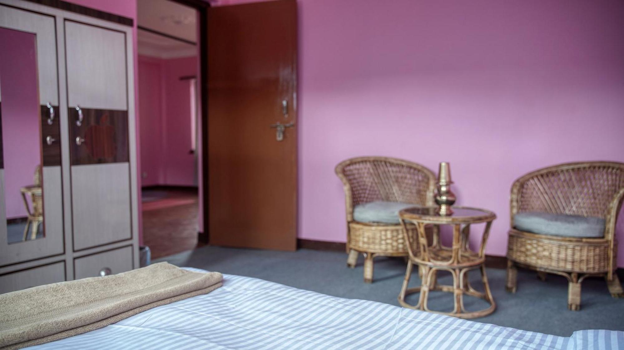 Yogstay Homestay In Katmandu Dış mekan fotoğraf